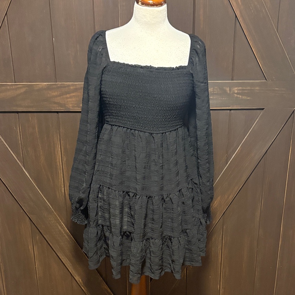 Love Tree-Black Smocked Long Sleeve Dress